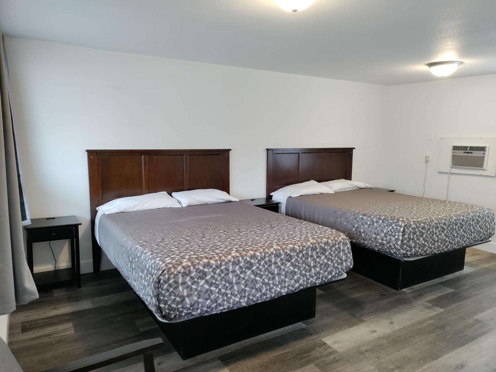 Eight Bar B Motel Wilbur Экстерьер фото