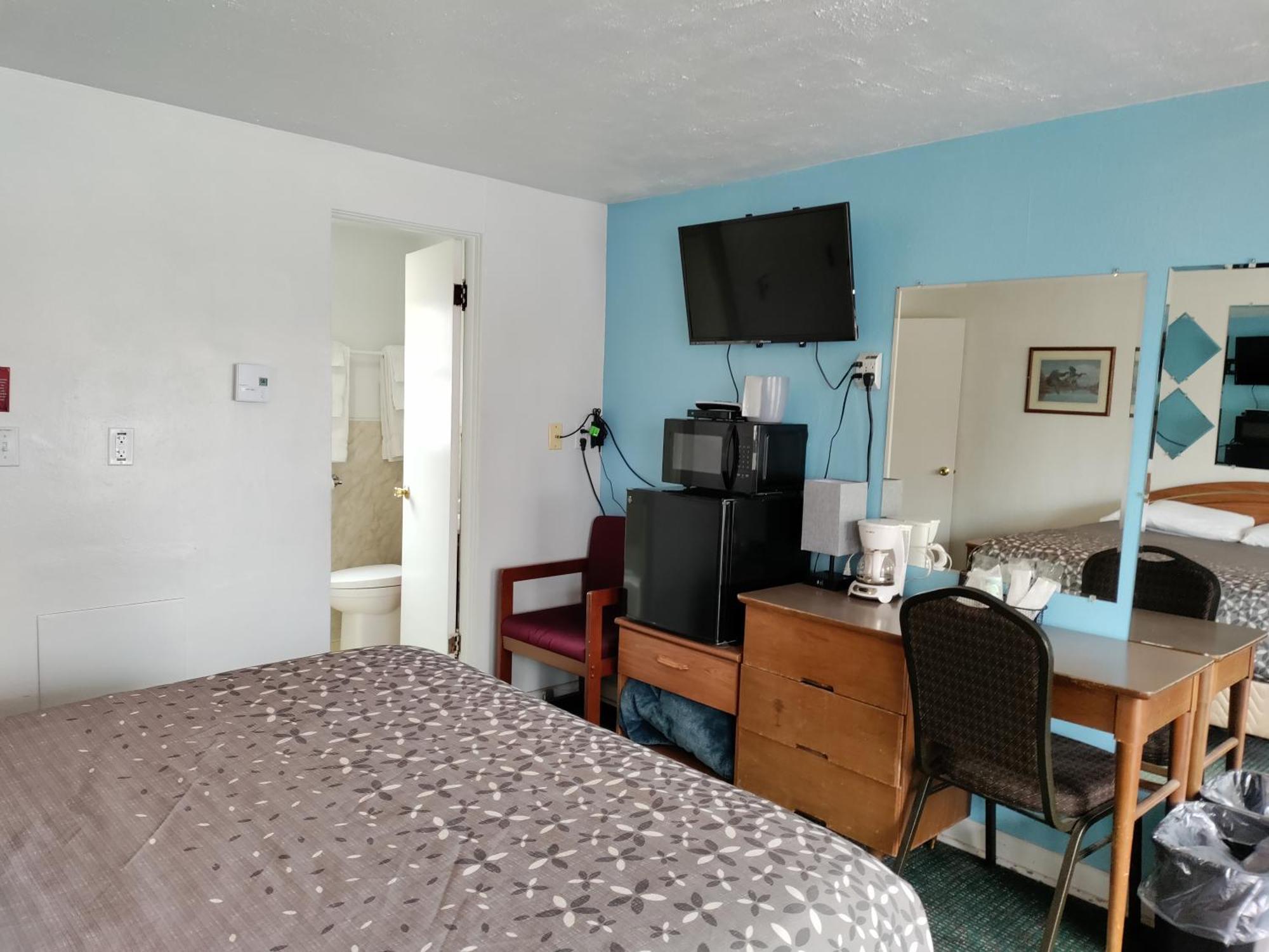 Eight Bar B Motel Wilbur Экстерьер фото